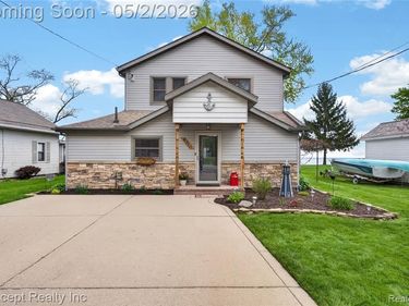 4720 Long Road, Frenchtown Twp, MI 48166