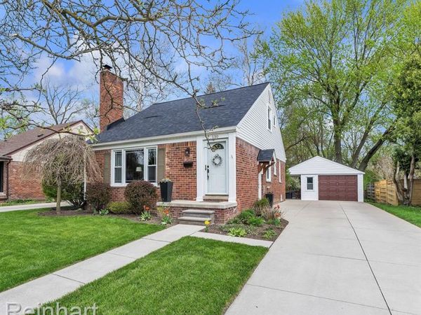 130 N Holbrook Street, Plymouth, MI 48170