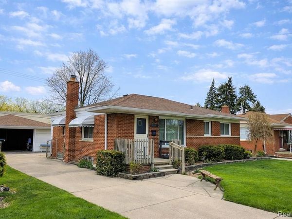 24245 Prairie Lane , Warren, MI 48089