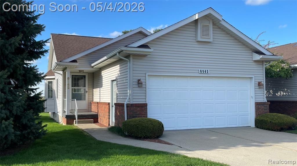 9142 Luea Lane, Swartz Creek, MI 48473 Main Photo