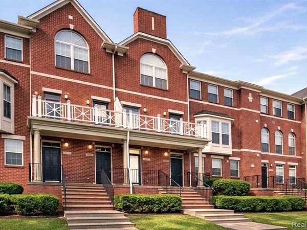 3139 CAMDEN Drive, Troy, MI 48084