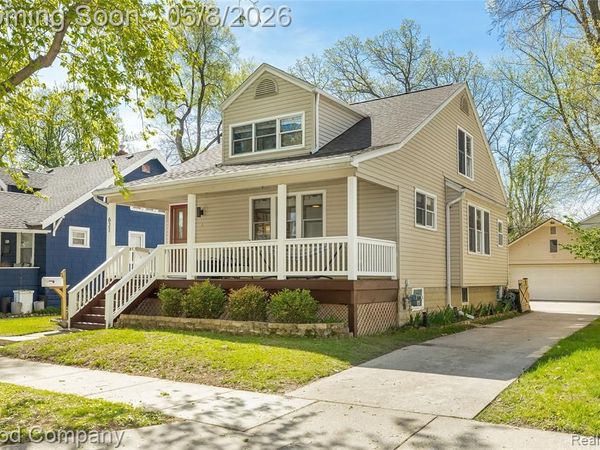 621 W Hazelhurst Street, Ferndale, MI 48220