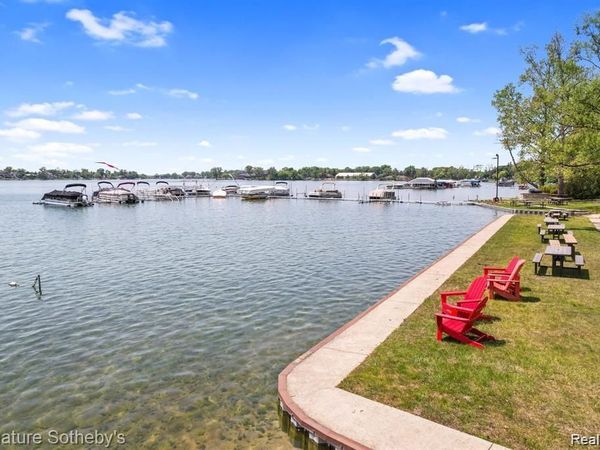 2372 Pine Lake Road, West Bloomfield Twp, MI 48324
