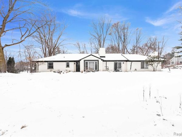 6060 Franklin Road, Bloomfield Hills, MI 48301