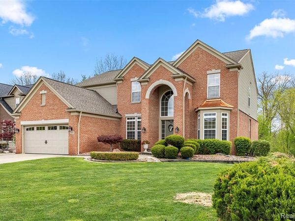 16784 Yellowstone Drive, Northville Twp, MI 48168