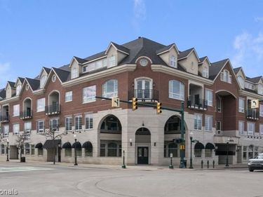 801 W Ann Arbor Trail, Plymouth, MI 48170