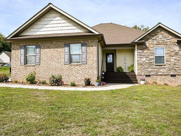 111 Hall Norwood Road SE, Cleveland, TN 37311