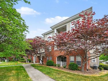 1034 Arborgate Circle, Chapel Hill, NC 27514