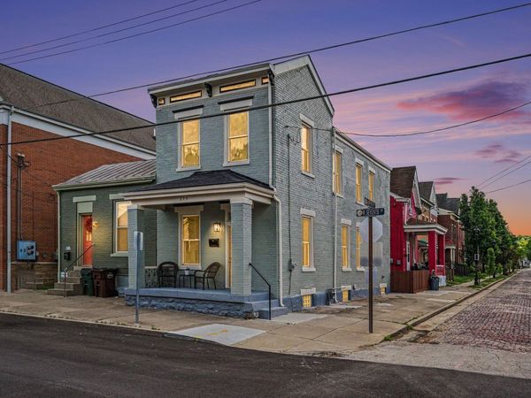 216 W 7th Street, Newport, KY 41071
