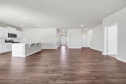 232 Horatio Lane  photo 4
