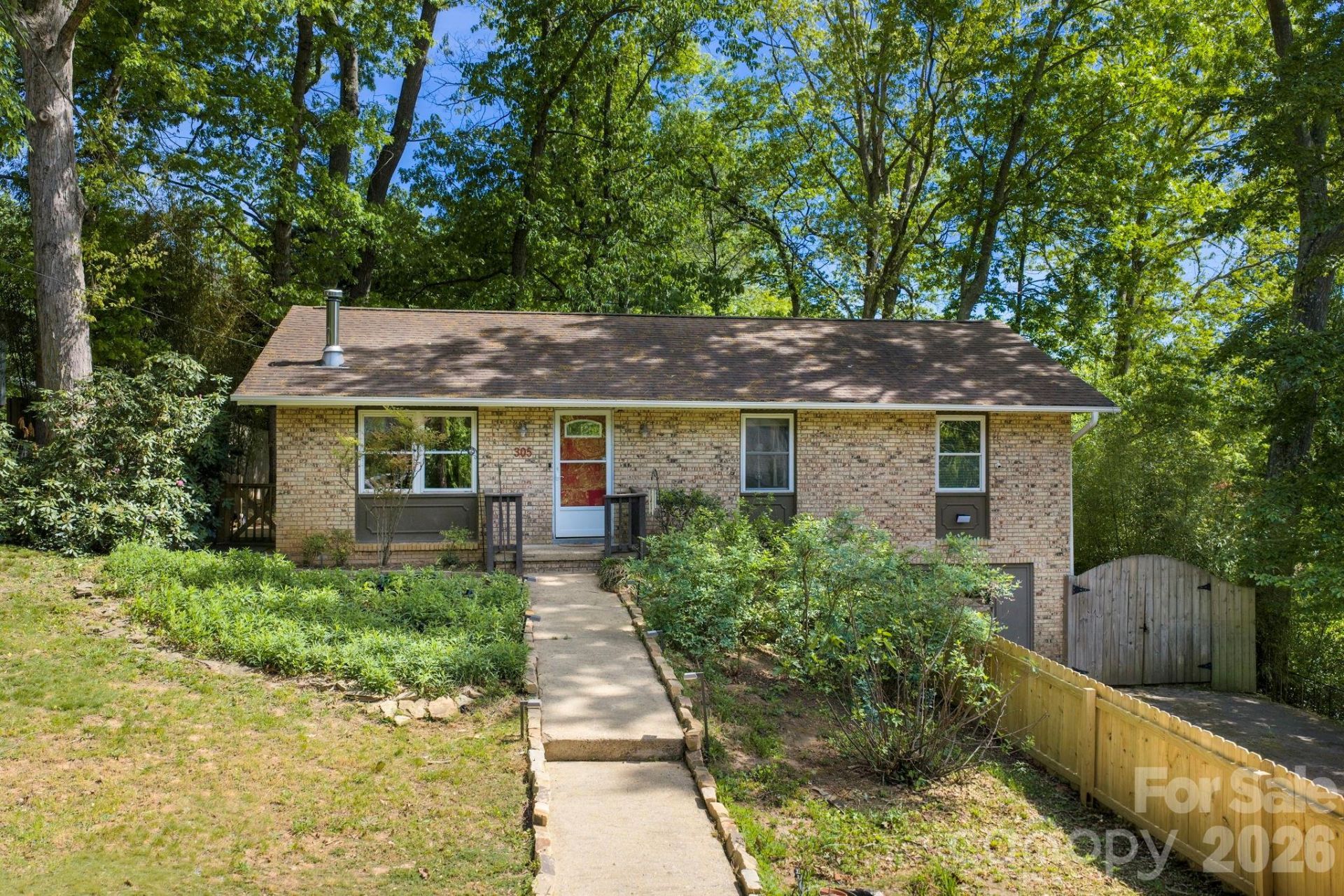 305 Melody Circle, Swannanoa, NC 28778 Main Photo