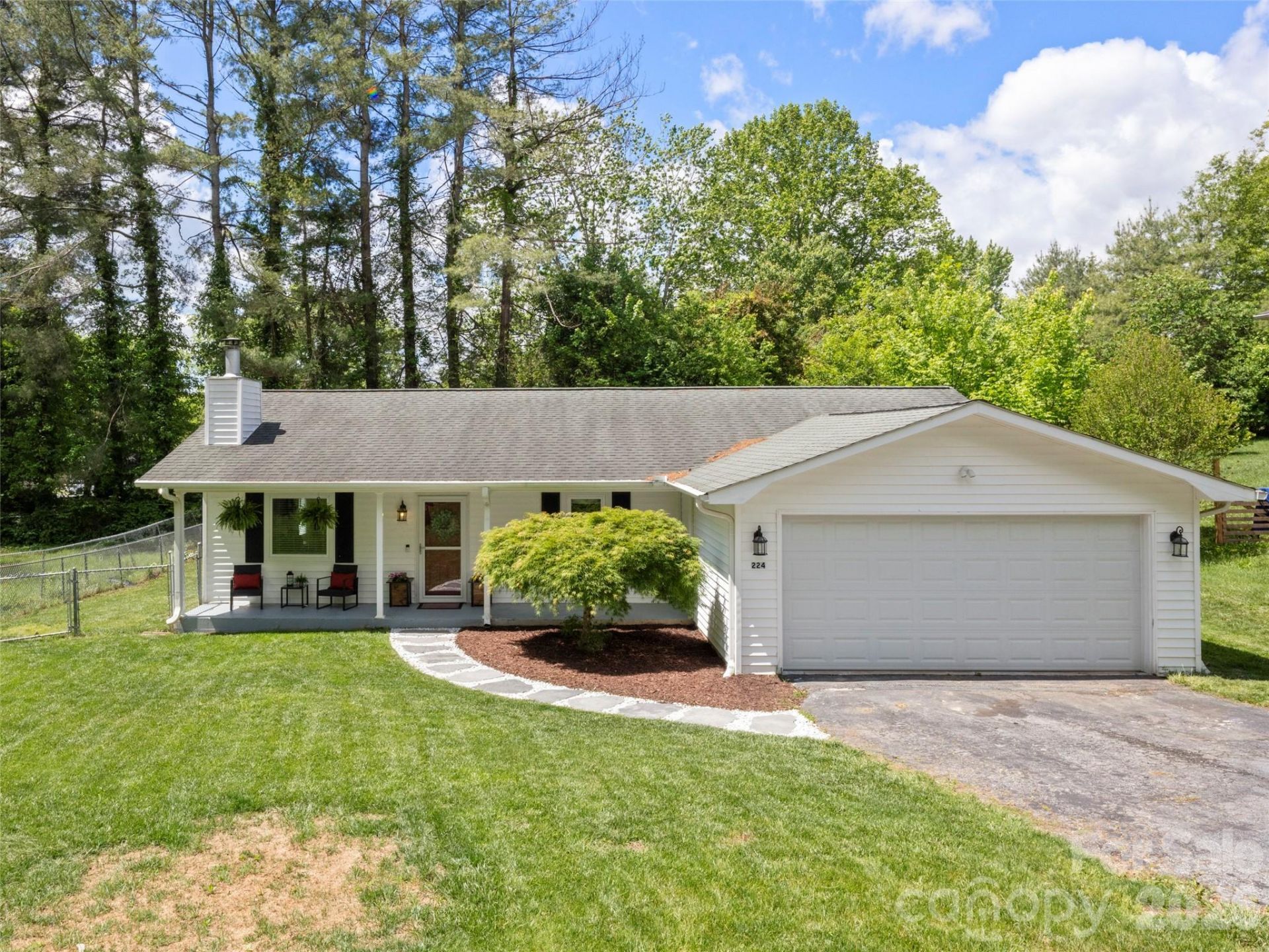224 Clover Drive, Fletcher, NC 28732 Main Photo