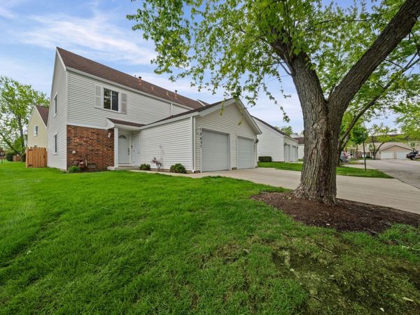 7637 Crescent Way, Hanover Park, IL 60133