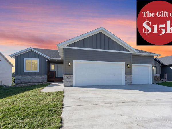 333 S Willow Spring Dr, Sioux Falls, SD 57110