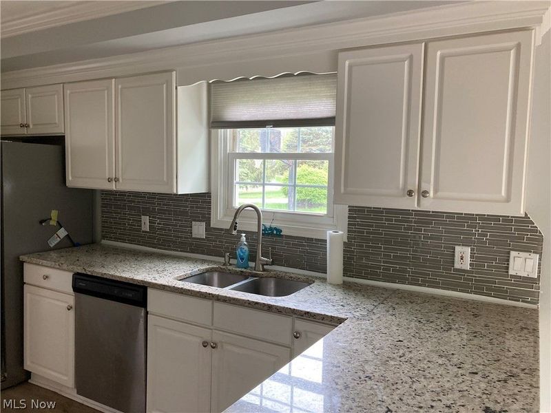 6740 Rockport Lane , Mentor, OH 44060 Photo 3