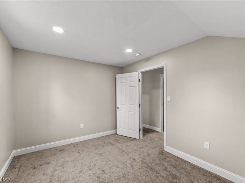 620 Pasadena Avenue, Sheffield Lake, OH 44054 Photo 10
