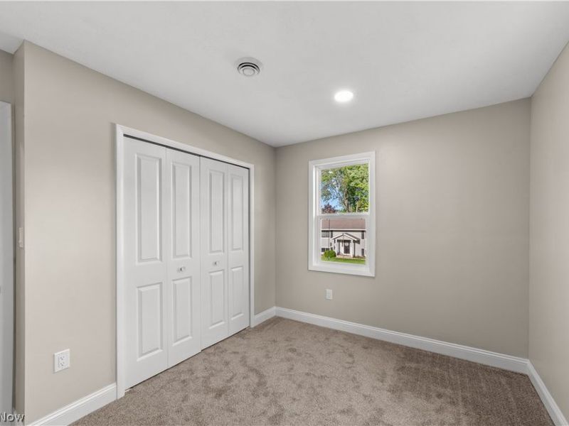 620 Pasadena Avenue, Sheffield Lake, OH 44054 Photo 9