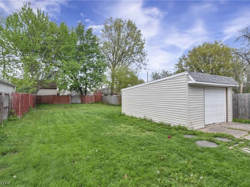 12506 Kirton Avenue, Cleveland, OH 44135 Photo 25