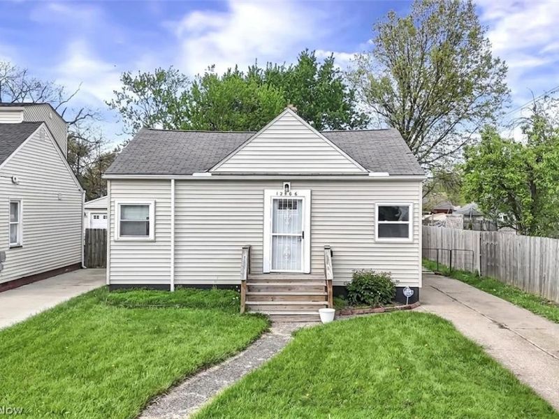 12506 Kirton Avenue, Cleveland, OH 44135 Photo 6