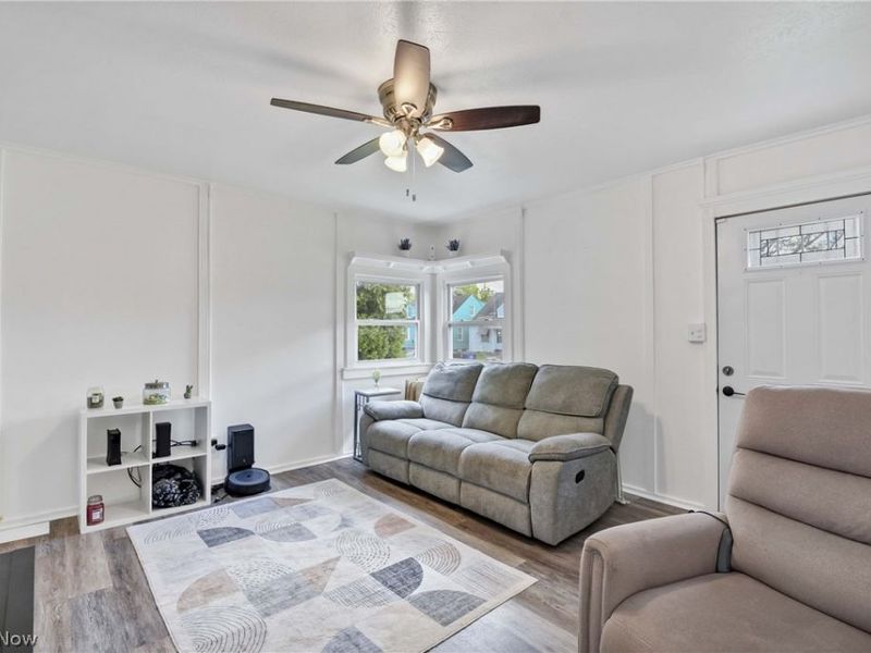 12506 Kirton Avenue, Cleveland, OH 44135 Photo 9
