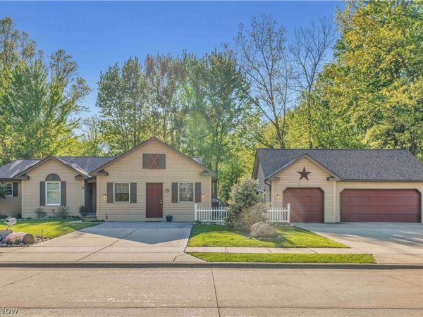 7468 Dyke Avenue , North Ridgeville, OH 44039