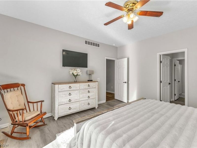 7468 Dyke Avenue, North Ridgeville, OH 44039 Photo 13