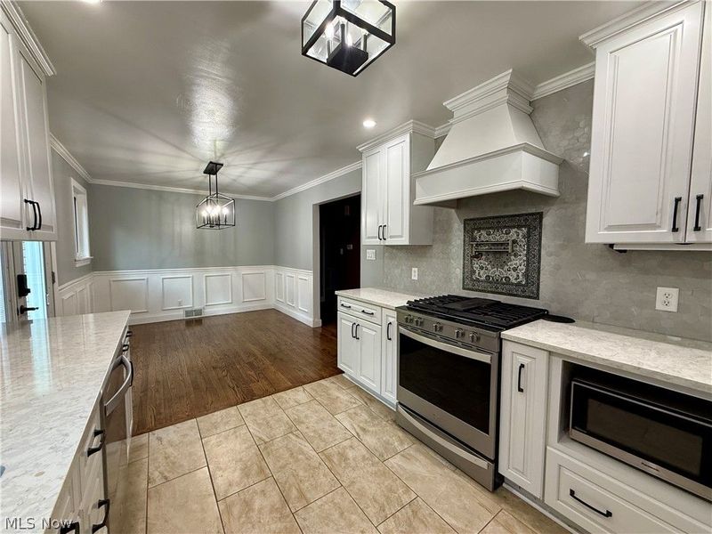 6987 White Oak Drive, Hubbard, OH 44425 Photo 18