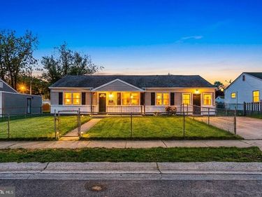 56 CHESTERFIELD DRIVE, NEW CASTLE, DE 19720