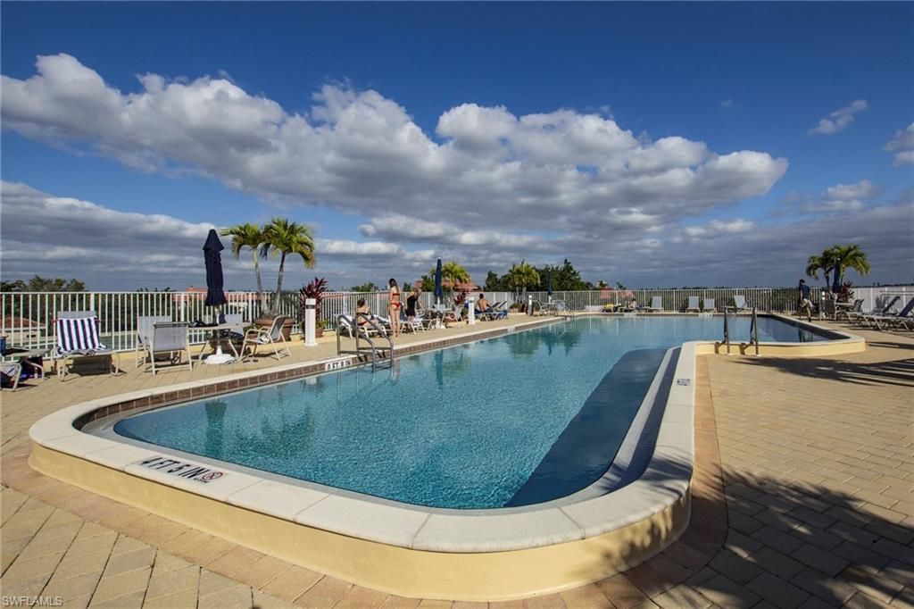 410 Bayfront Pl , Unit 2204, Naples, FL 34102 Photo