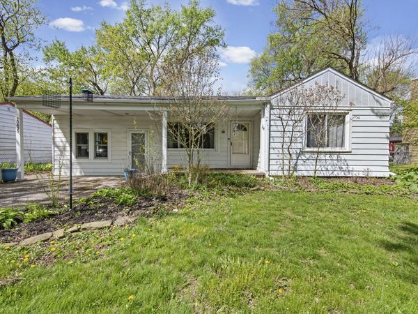 20435 Louise Street, Livonia, MI 48152
