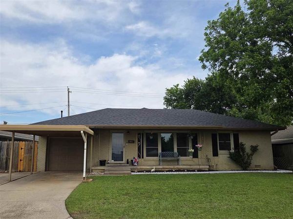 2915 NW Euclid, Lawton, OK 73505