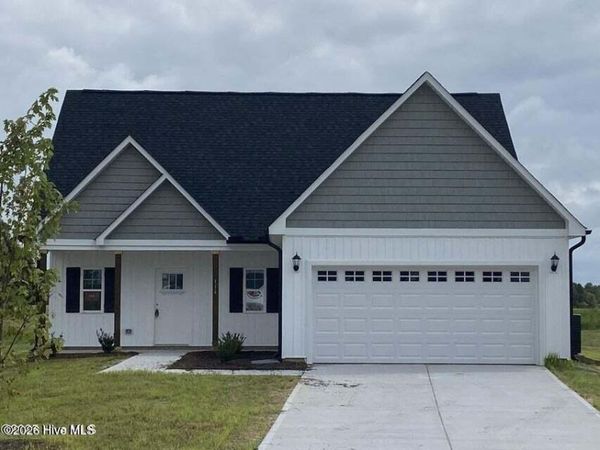 114 Chester Place , Pikeville, NC 27863
