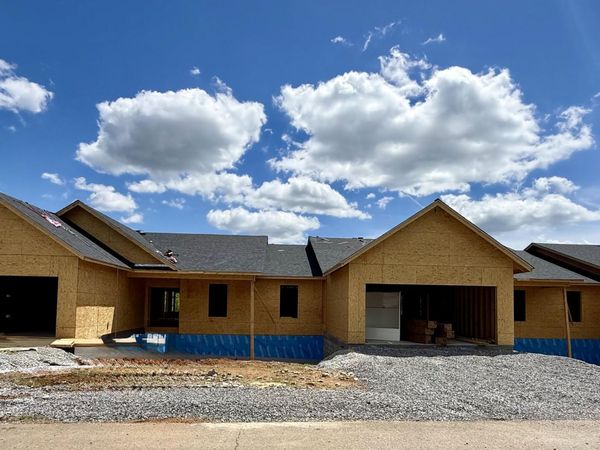 1029 Patriots Landing Drive, Dandridge, TN 37725