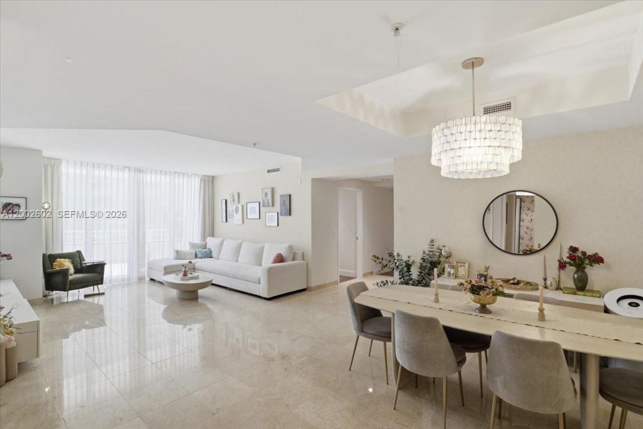 801 Brickell Key Blvd, Unit 409, Miami, FL 33131 Photo