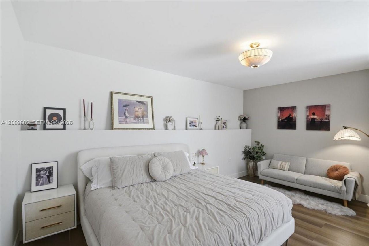 801 Brickell Key Blvd, Unit 409, Miami, FL 33131 Photo