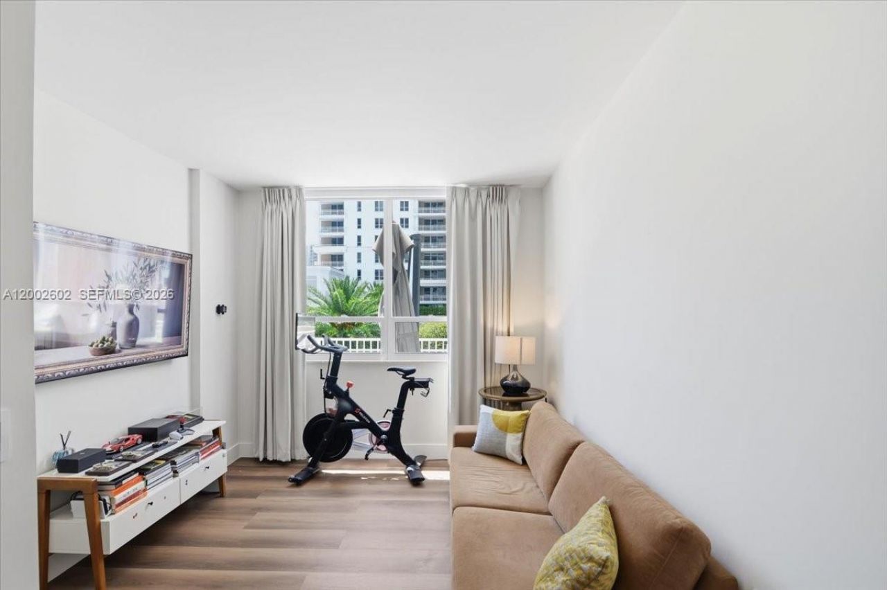 801 Brickell Key Blvd, Unit 409, Miami, FL 33131 Photo