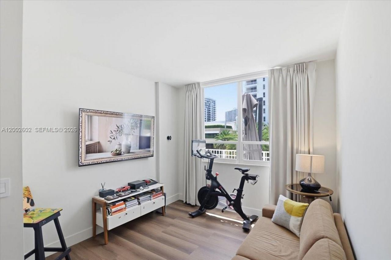 801 Brickell Key Blvd, Unit 409, Miami, FL 33131 Photo