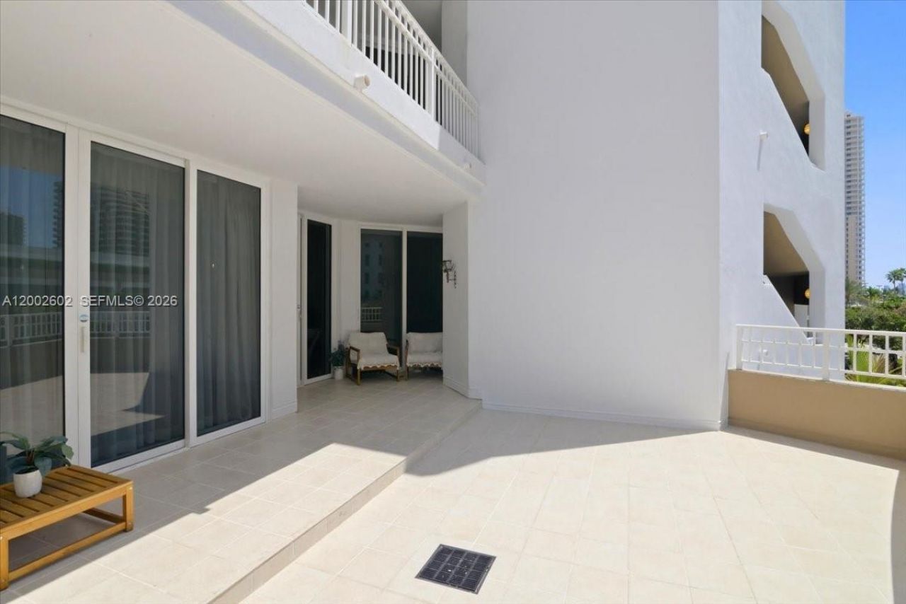 801 Brickell Key Blvd, Unit 409, Miami, FL 33131 Photo