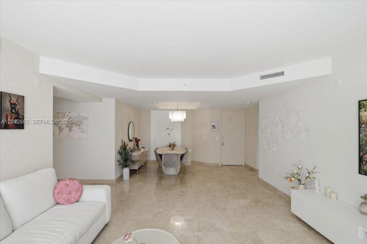 801 Brickell Key Blvd, Unit 409, Miami, FL 33131 Photo
