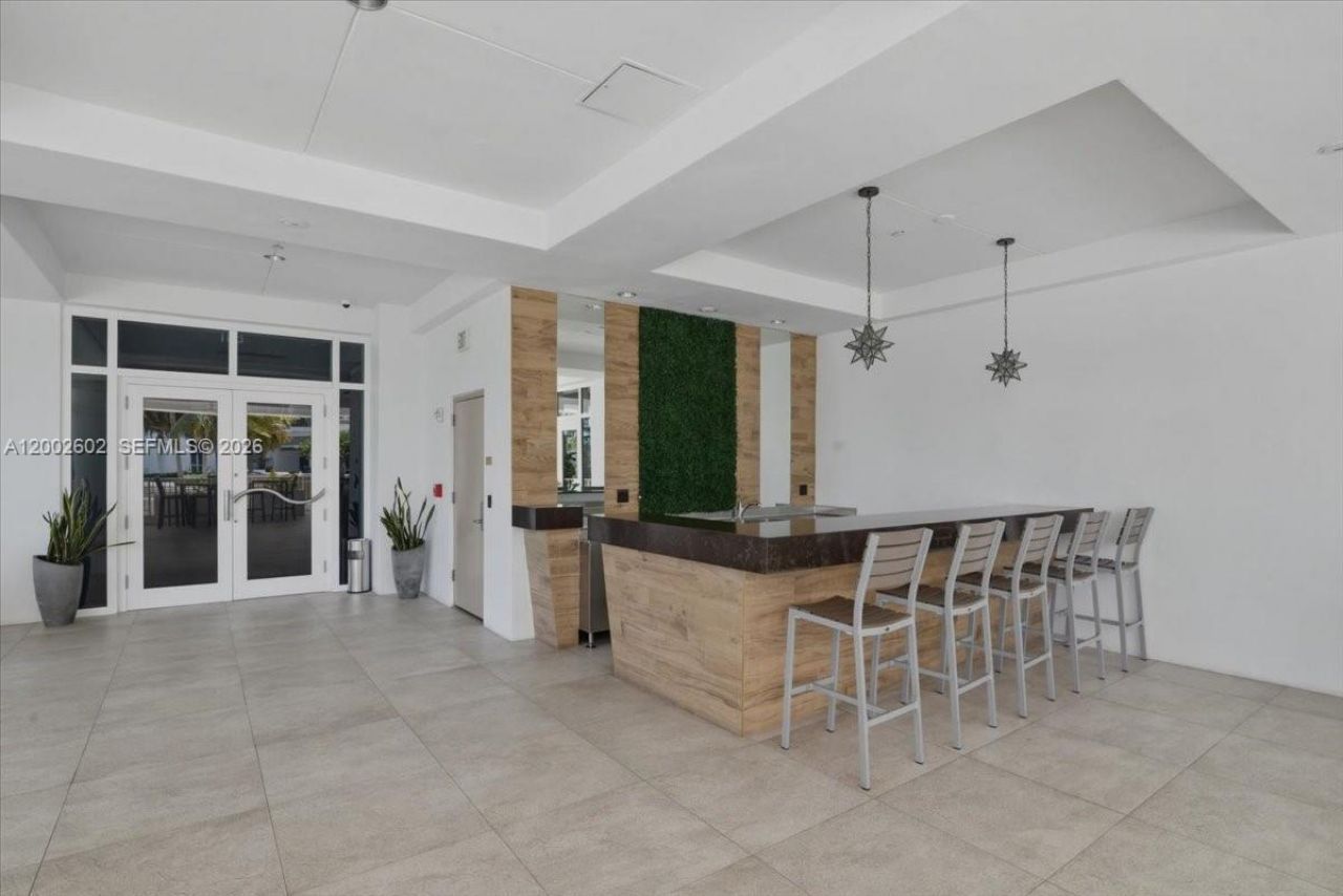 801 Brickell Key Blvd, Unit 409, Miami, FL 33131 Photo