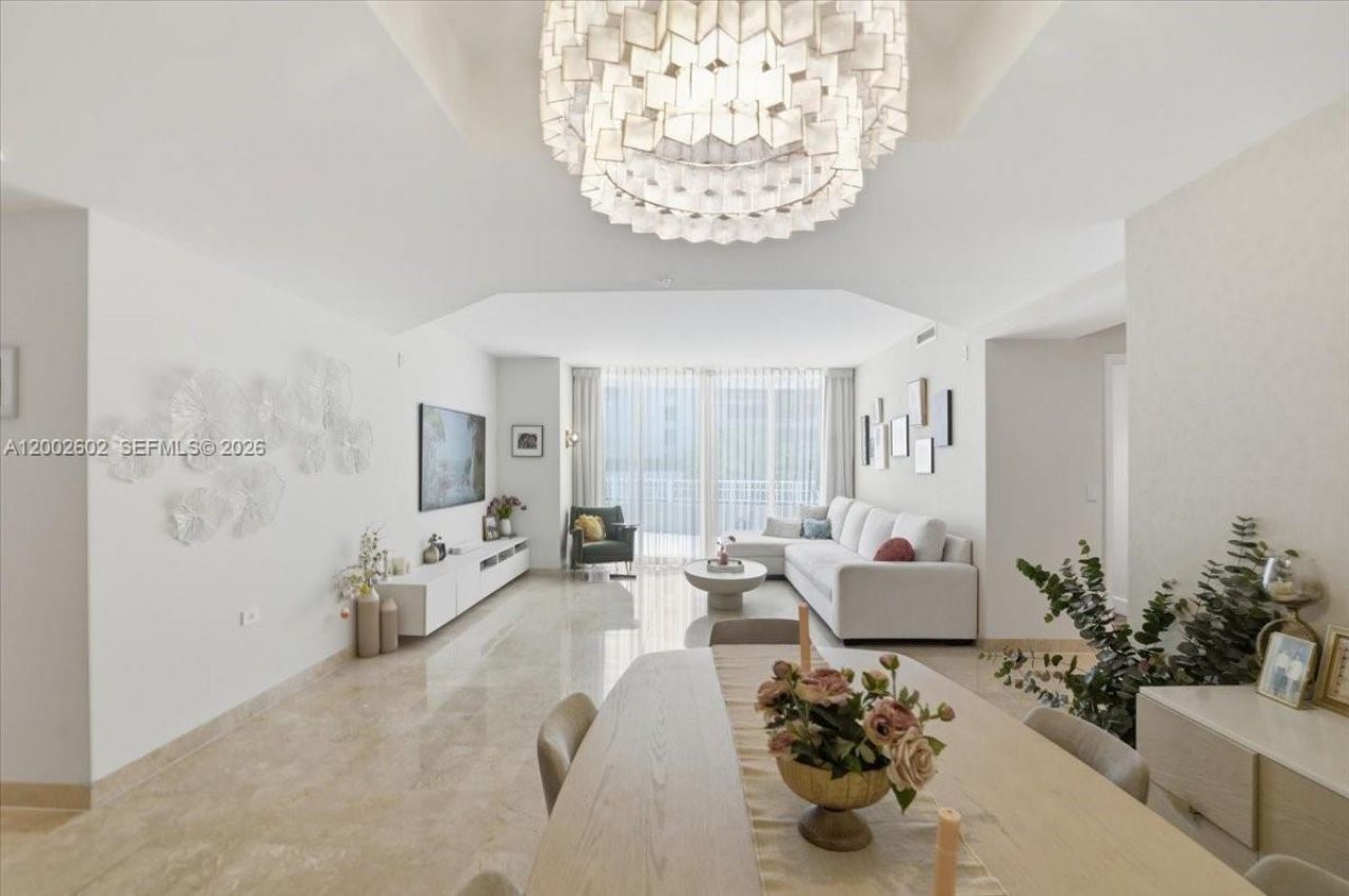 801 Brickell Key Blvd, Unit 409, Miami, FL 33131 Photo