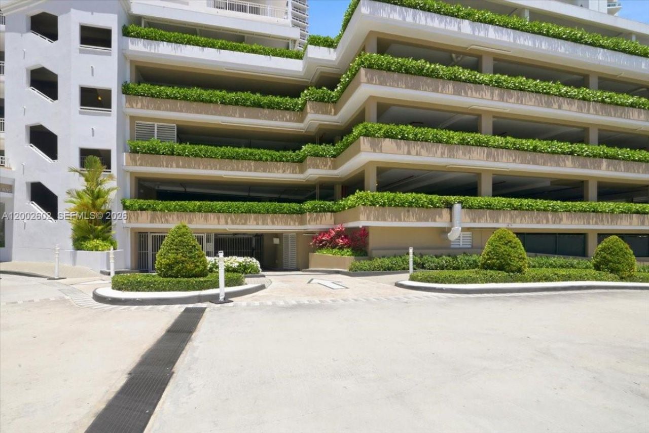 801 Brickell Key Blvd, Unit 409, Miami, FL 33131 Photo
