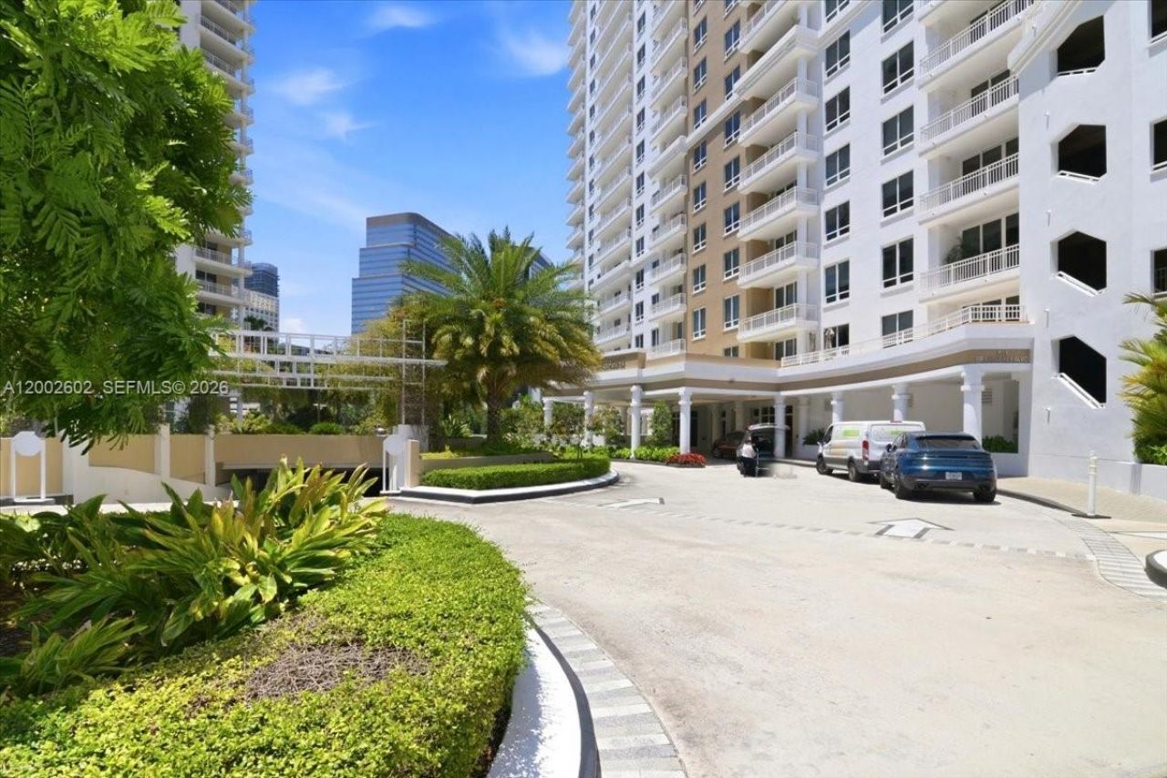 801 Brickell Key Blvd, Unit 409, Miami, FL 33131 Photo