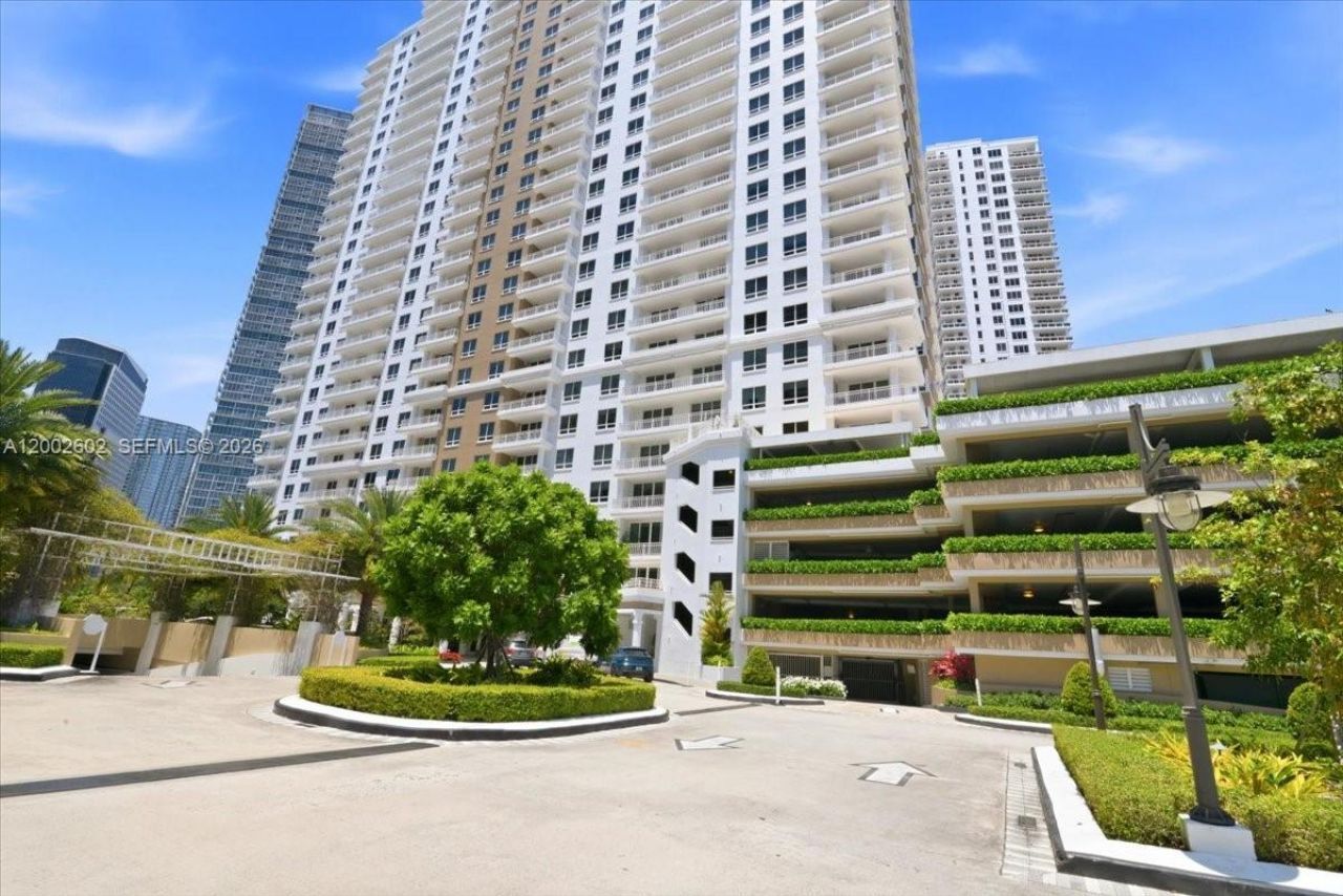 801 Brickell Key Blvd, Unit 409, Miami, FL 33131 Photo