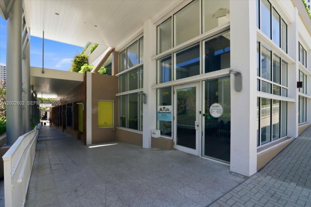 801 Brickell Key Blvd, Unit 409, Miami, FL 33131 Photo