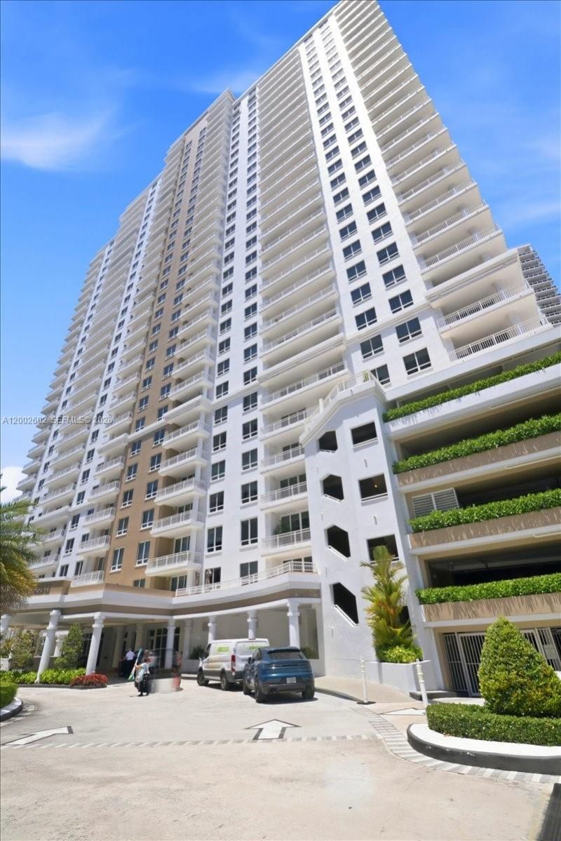801 Brickell Key Blvd, Unit 409, Miami, FL 33131 Photo