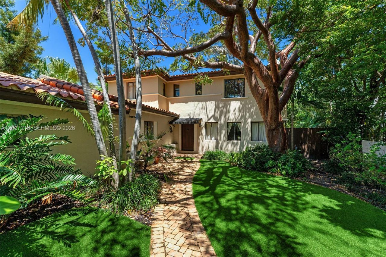 6121 La Gorce Dr , Miami Beach, FL 33140 Photo
