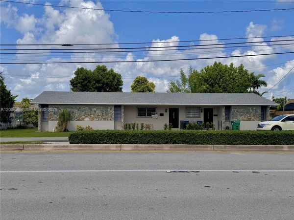 3632 SW 87th Ave , Unit Rear - 1, Miami, FL 33165
