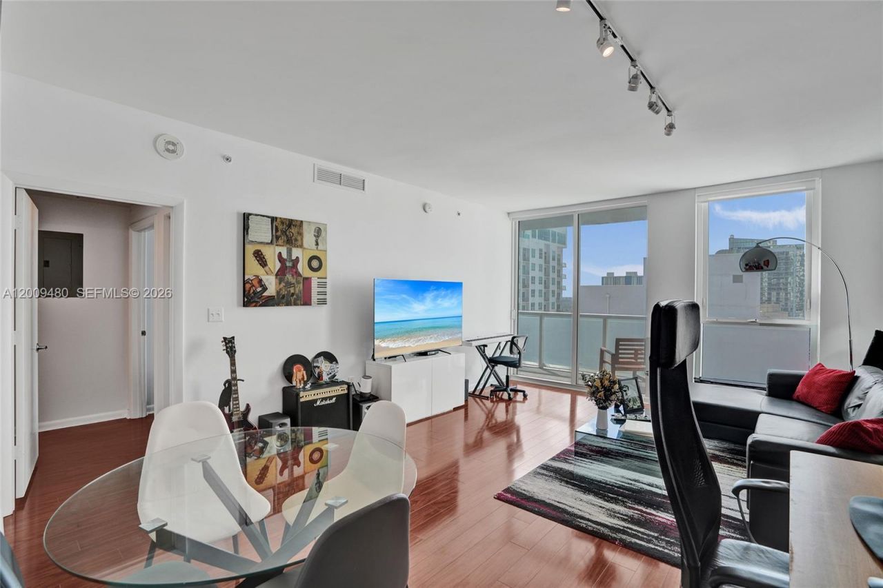 253 NE 2nd St , Unit 3304, Miami, FL 33132 Photo