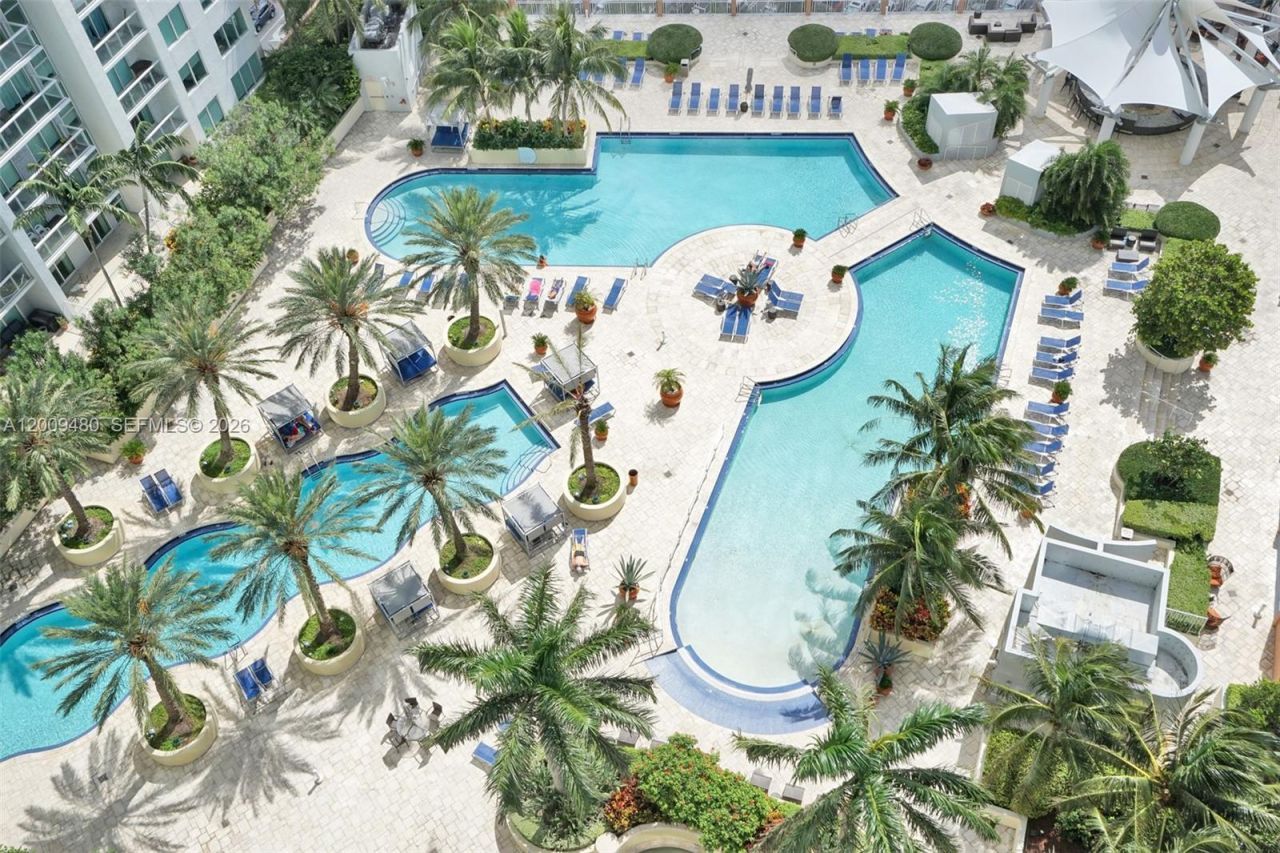 253 NE 2nd St , Unit 3304, Miami, FL 33132 Photo